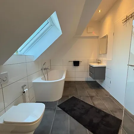 Gemuetlich & Offen - Mit Grossem Balkon - 3 Apartman