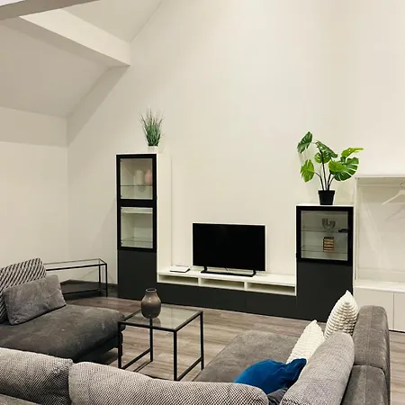 Apartment Gemuetlich & Offen - Mit Grossem Balkon - 3 *