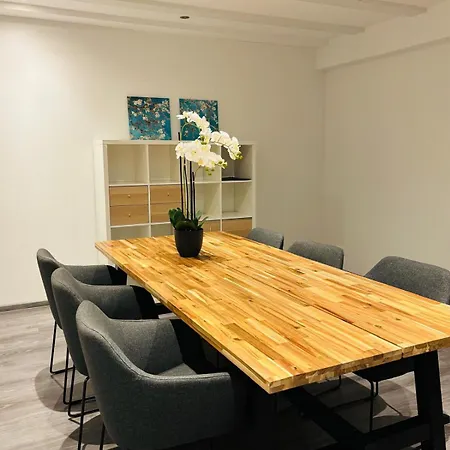 Apartman Gemuetlich & Offen - Mit Grossem Balkon - 3 *