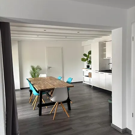 Gemuetlich & Offen - Mit Grossem Balkon - 3 Reichenbach-Steegen